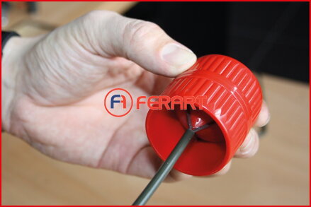 Vnútorný a vonkajší odstraňovač výronkov, plast, 3-42mm