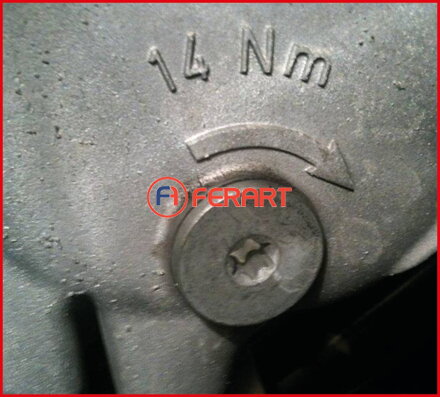 Nástrčný orech Torx na výmenu oleja s magnetom, T45